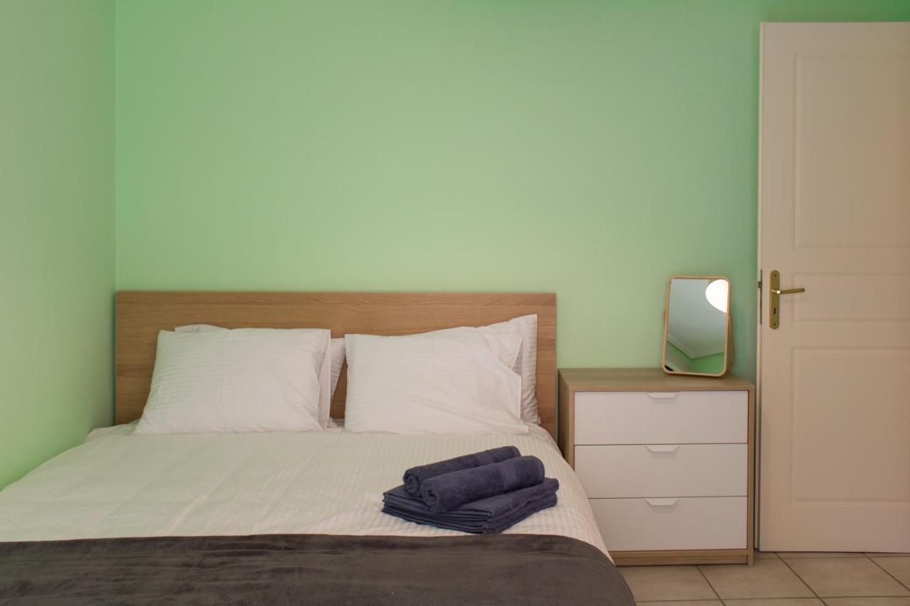 3 Bedroom Comfortable Apartment Gtd31506 Athens Ngoại thất bức ảnh